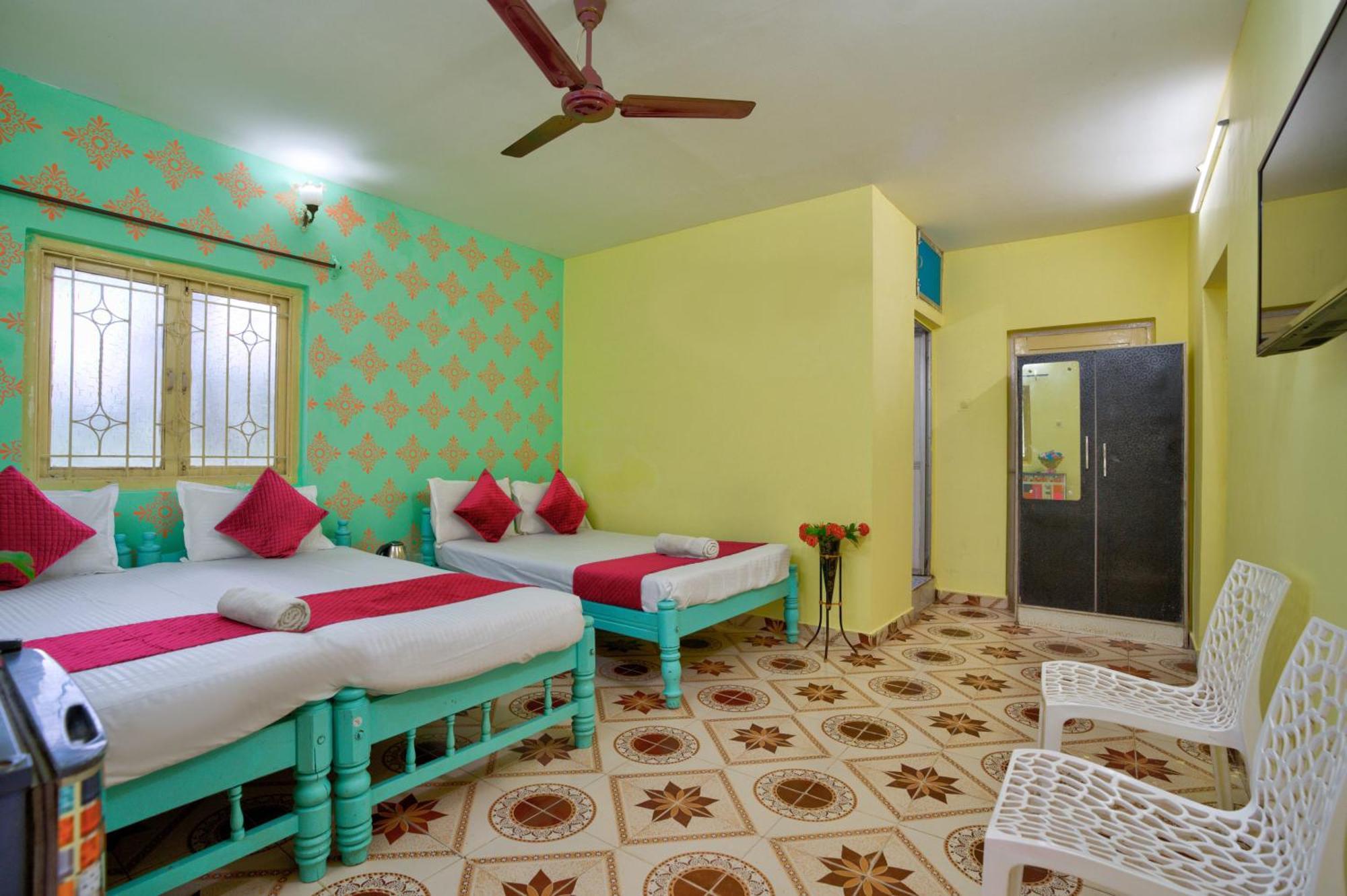 קלנגוטה Oceanic Pearl Beach Guest House מראה חיצוני תמונה